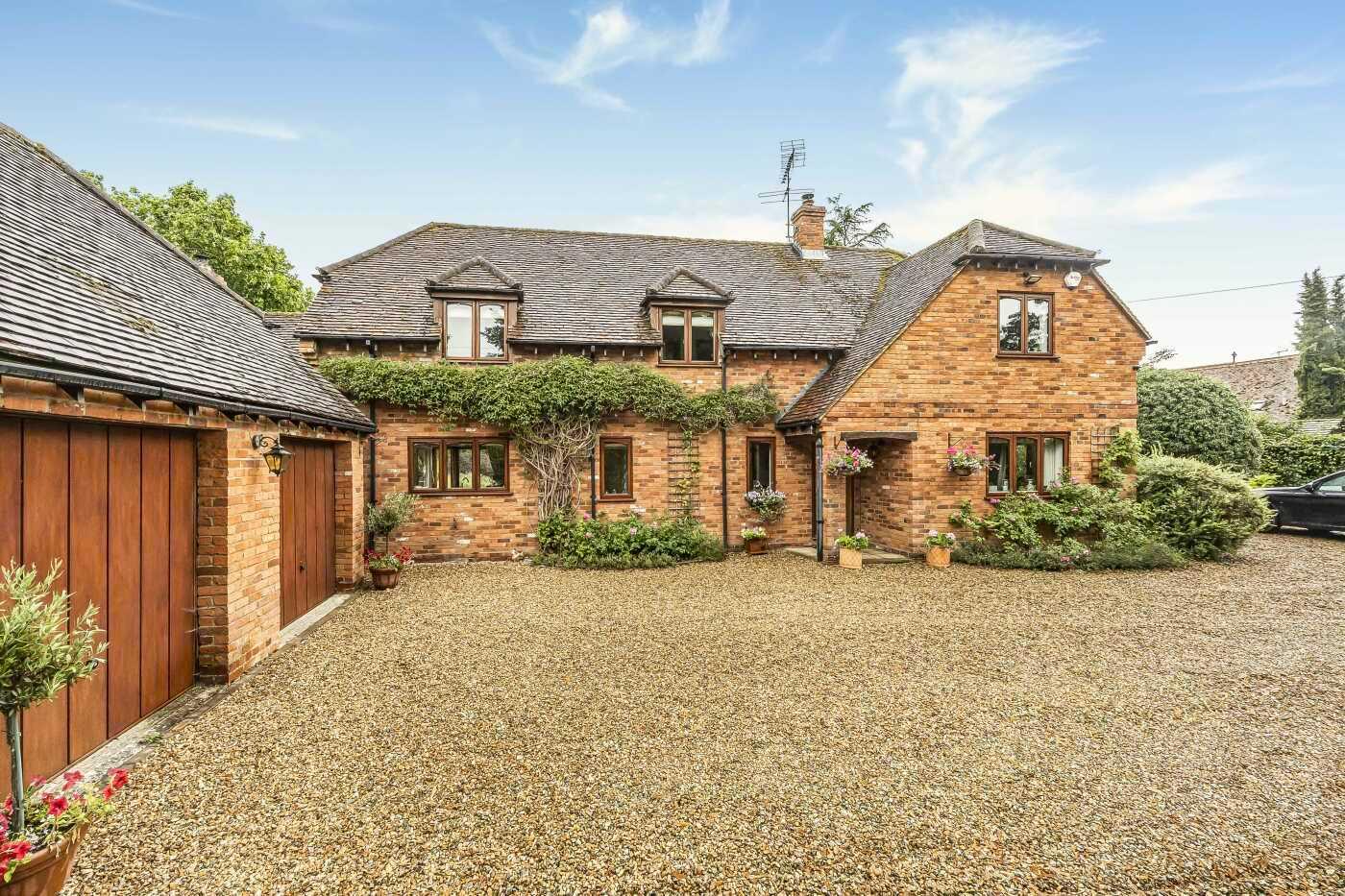 Skirmett, Henley-On-Thames